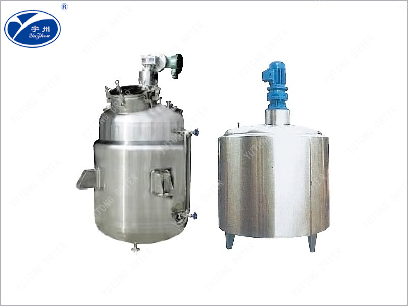 Jacket heating and insulation batching tank